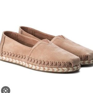 Leather TOMS espadrilles